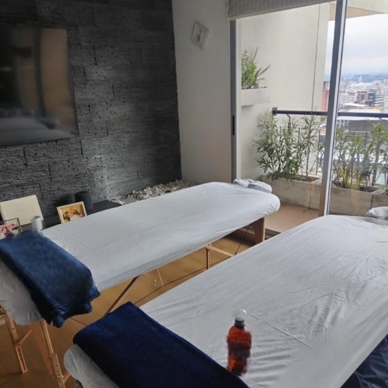 MASAJES TERAPEUTICOS A DOMICILIO EN CARACAS, CERTIFICADA en Caracas - Imagen 3