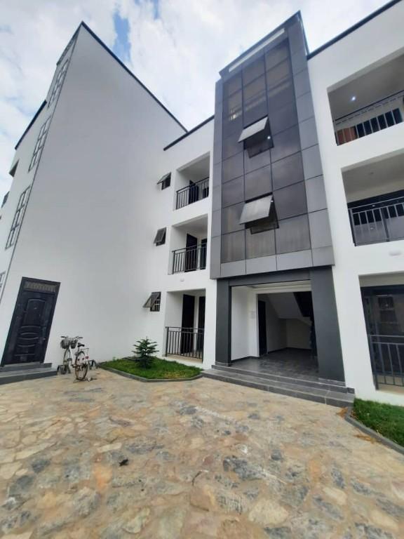 EXECUTIVE NEWLY BUILT APARTMENT AVAILABLE FOR RENT AT SAKUMONO in Ashiaman - Image 1