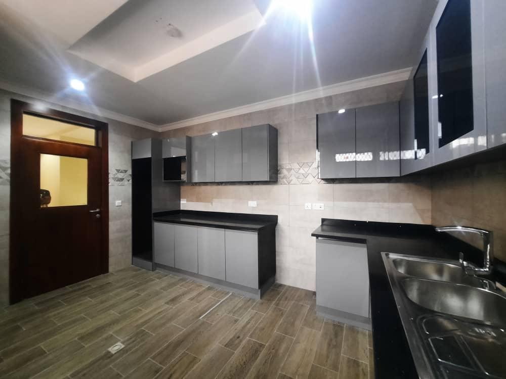 EXECUTIVE NEWLY BUILT APARTMENT AVAILABLE FOR RENT AT SAKUMONO in Ashiaman - Image 16