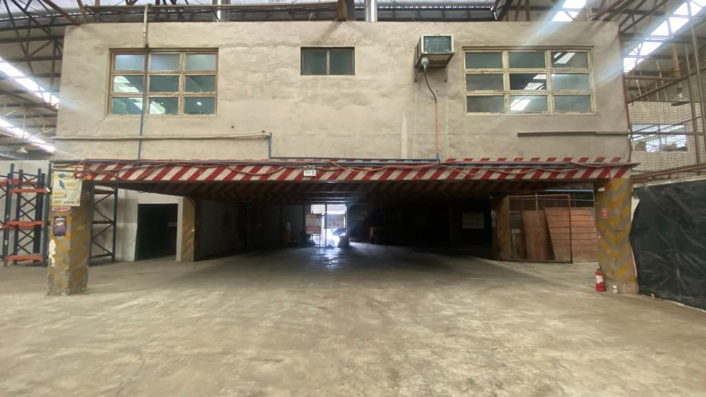 Warehouse for RENT Prime Area in Mandaue City, Cebu in Liloan - Image 6