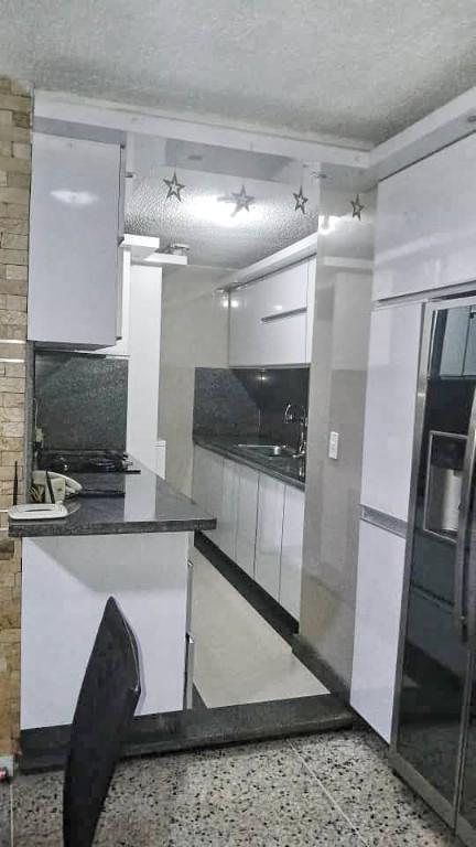 APARTAMENTO EN VETA C.R EL GRAN MAGUEY en Venezuela - Imagen 3