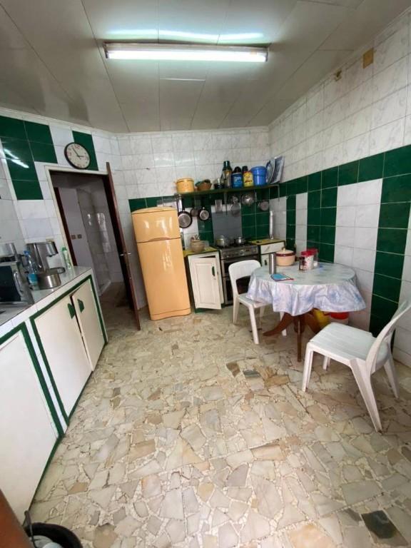 vaste duplex a biyemassi à Yaoundé - Photo 4