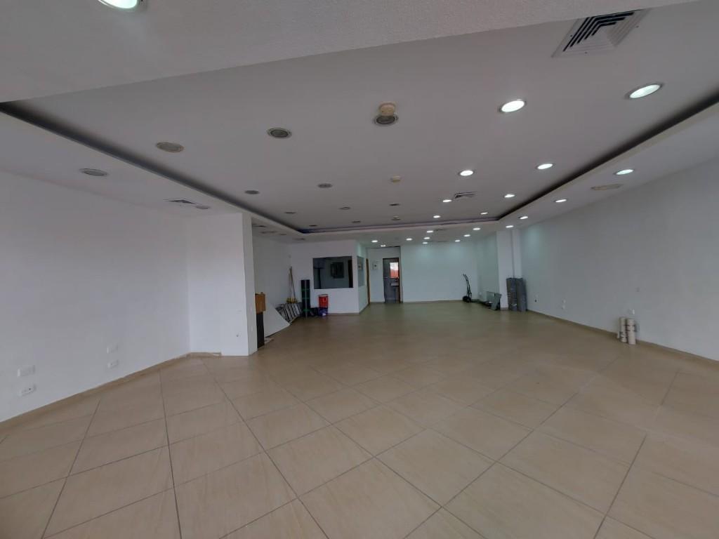 EN VENTA LOCAL PB - C C PLAZA MAYOR en Lecherías - Imagen 3