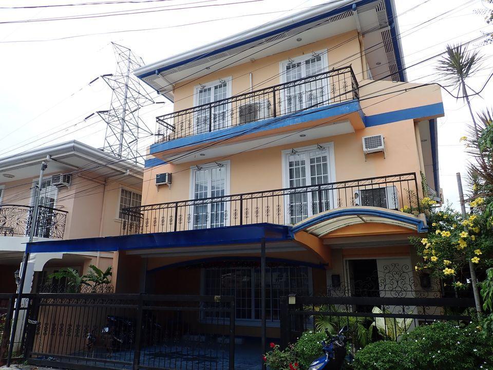 Overlooking House for RENT in Secured Subvision in Tisa, Cebu in Consolacion - Image 2
