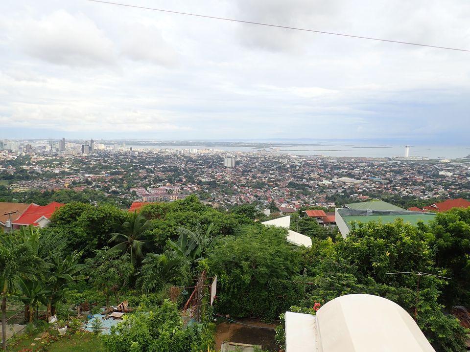 Overlooking House for RENT in Secured Subvision in Tisa, Cebu in Consolacion - Image 3