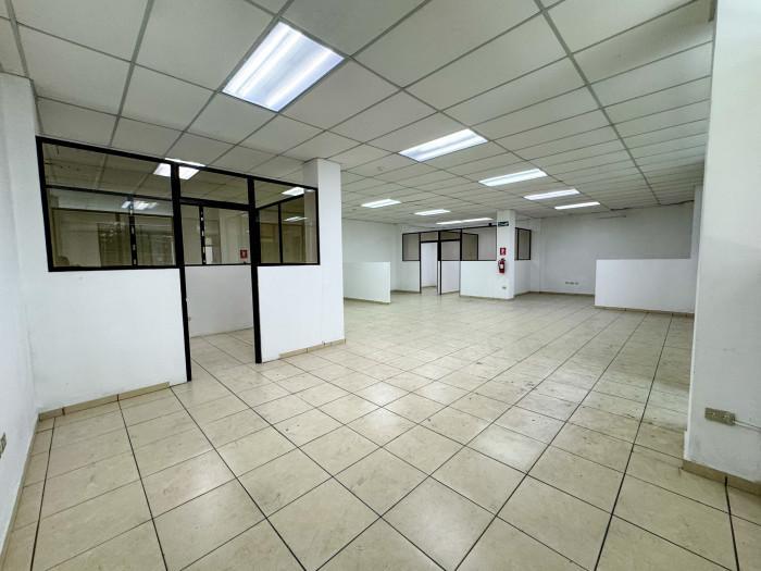 En venta o alquiler importante edificio en colonia medica en Rosario de Mora - Imagen 12