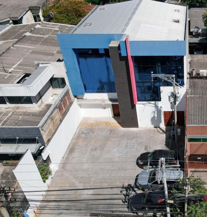 En venta o alquiler importante edificio en colonia medica en Rosario de Mora - Imagen 1