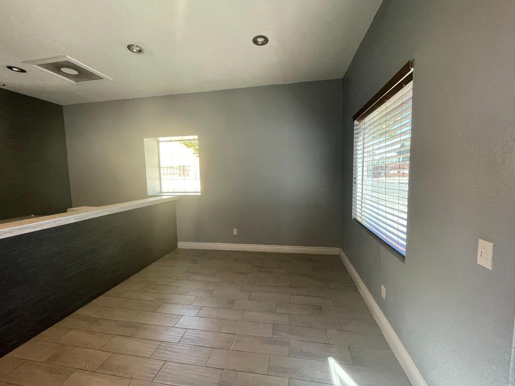 Street Front Professional Office Suite For Rent! in El Paso - Image 2