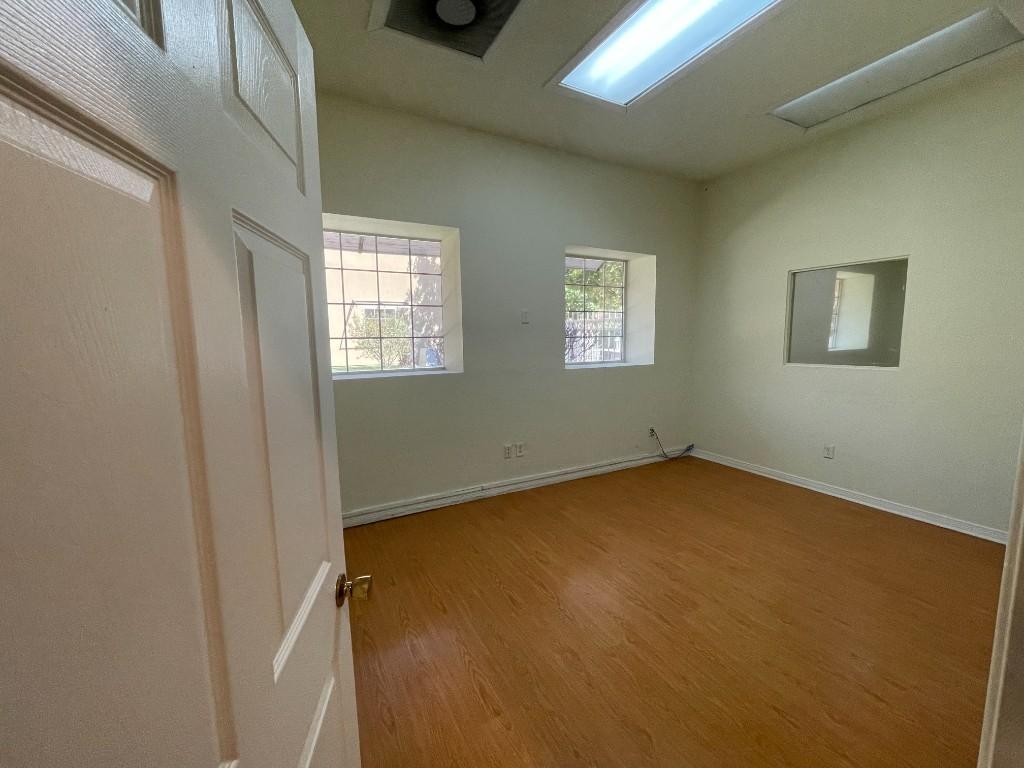 Street Front Professional Office Suite For Rent! in El Paso - Image 13