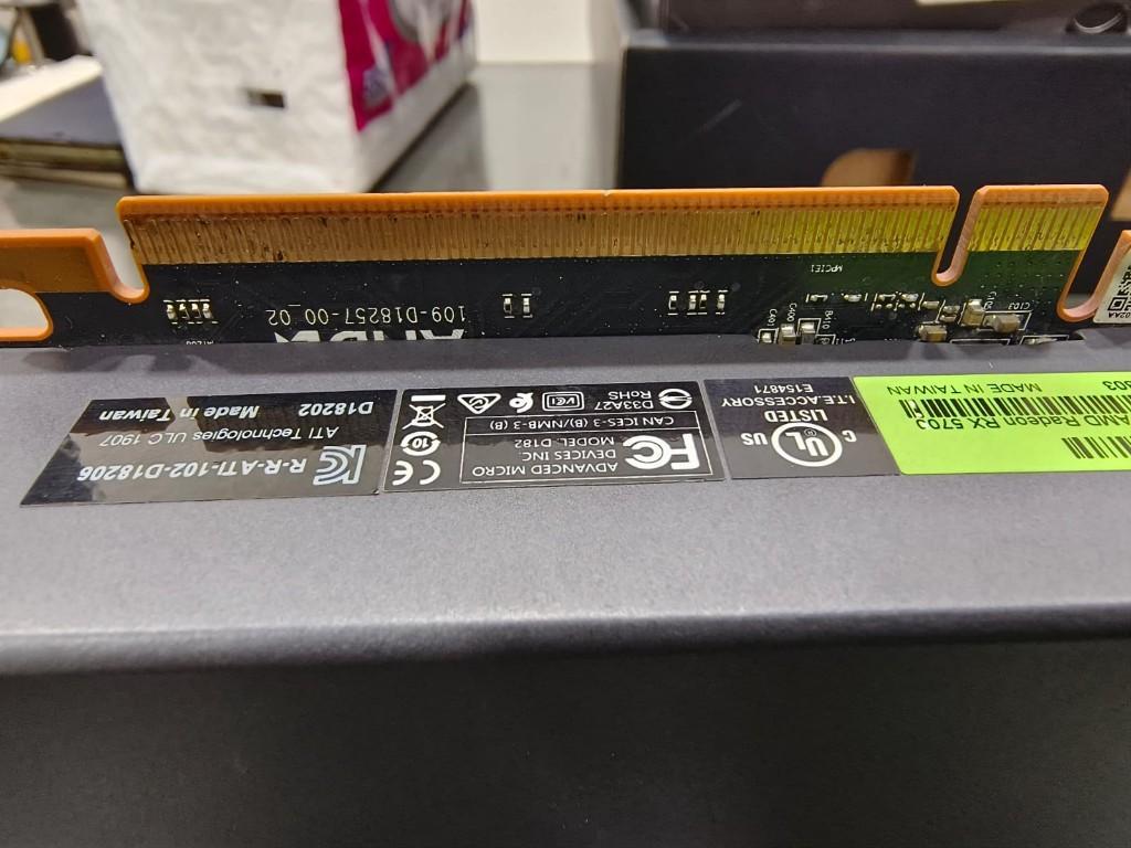 AMD Radeon RX 5700 XT Founders Edition 8GB GDDR6 Gaming Graphics in Bahawalpur - Image 3