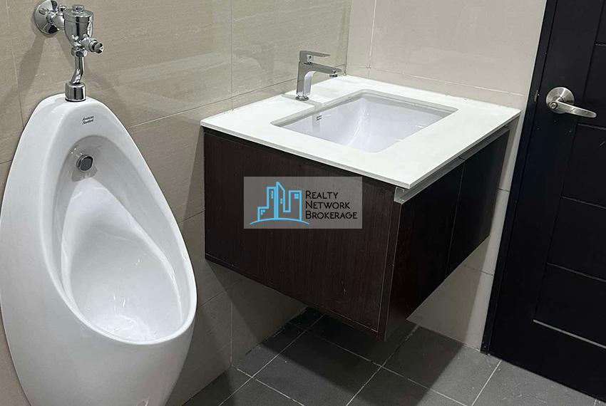 161 SqM Office Space for Rent in Cebu Exchange Tower in Cebu City - Image 10