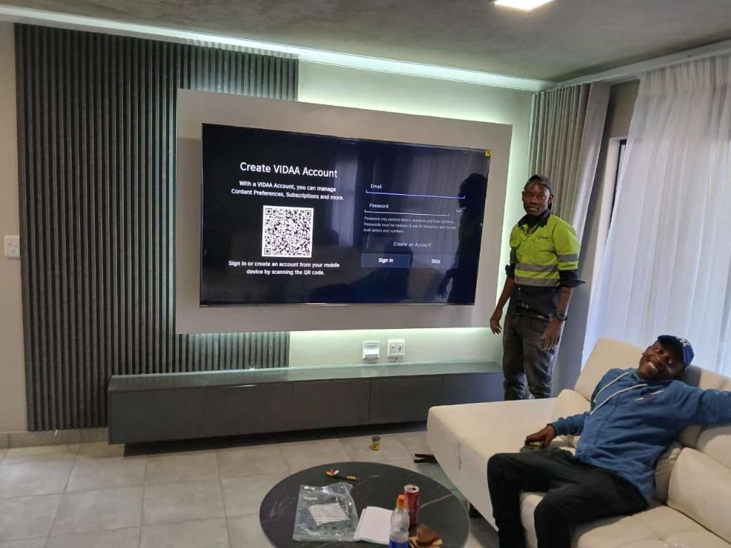 We do floating TV Stand in Centurion - Image 2