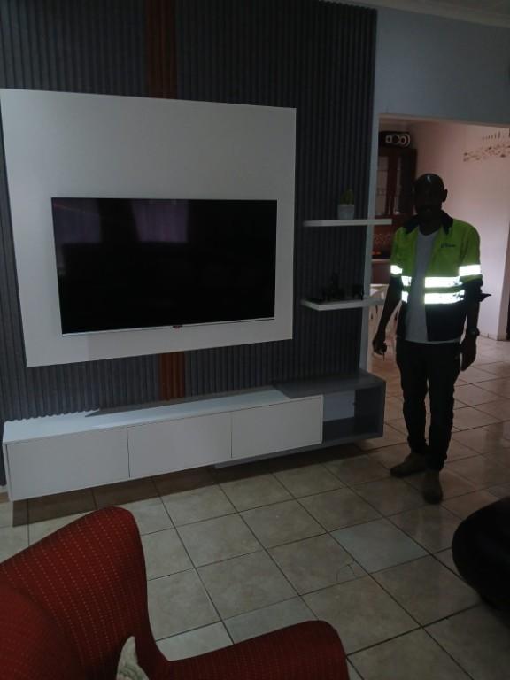 We do floating TV Stand in Centurion - Image 6