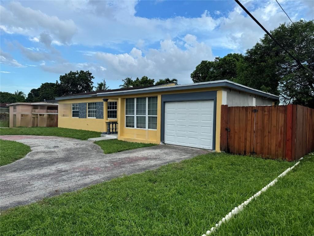 SINGLE FAMILY DISPONIBLE, 3 CUARTOS Y 2 BANOS BUEN PRECIO en Westchester - Imagen 2