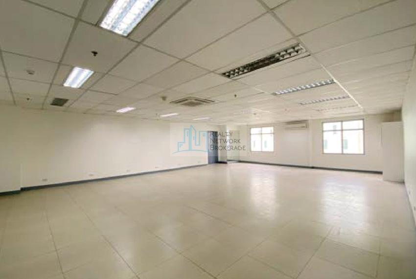 141 SqM Warm Shell Office Space For Rent in IT Park in Cebu City - Image 2