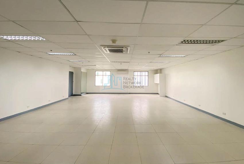 141 SqM Warm Shell Office Space For Rent in IT Park in Cebu City - Image 1