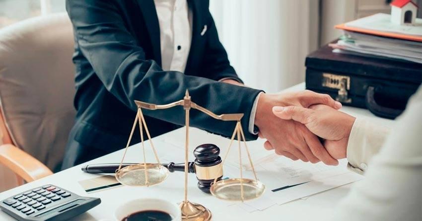 CORNEJO & ASOCIADOS ABOGADOS en Perú - Imagen 1