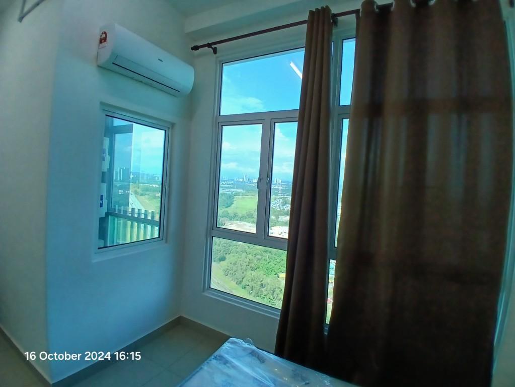 Saville D Lake Puchong Room For Rent (Utility Included) in Louisville - Image 7