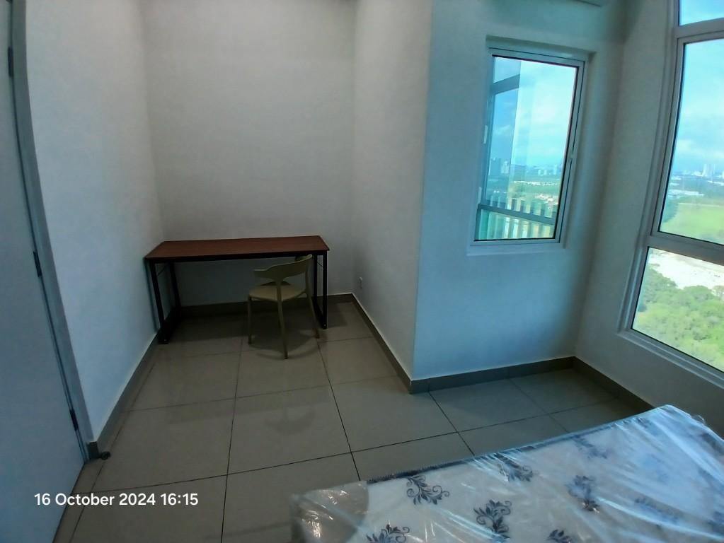 Saville D Lake Puchong Room For Rent (Utility Included) in Louisville - Image 8