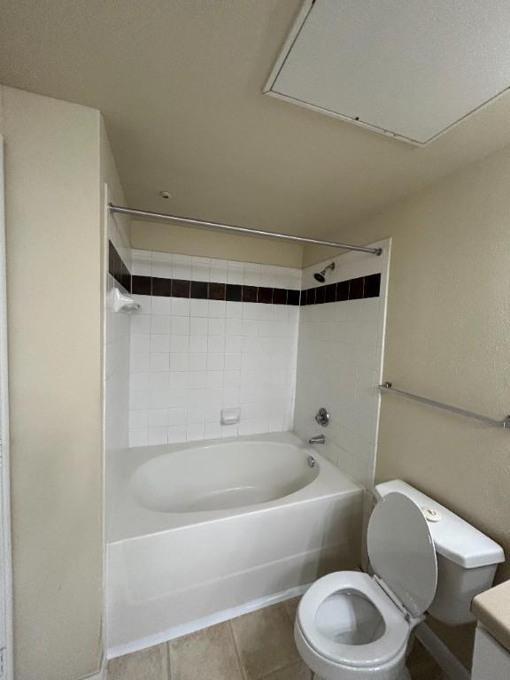 1 BEDROOM 1 BATHROOM APPARTMENT FOR RENT in Sugar Land - Image 2