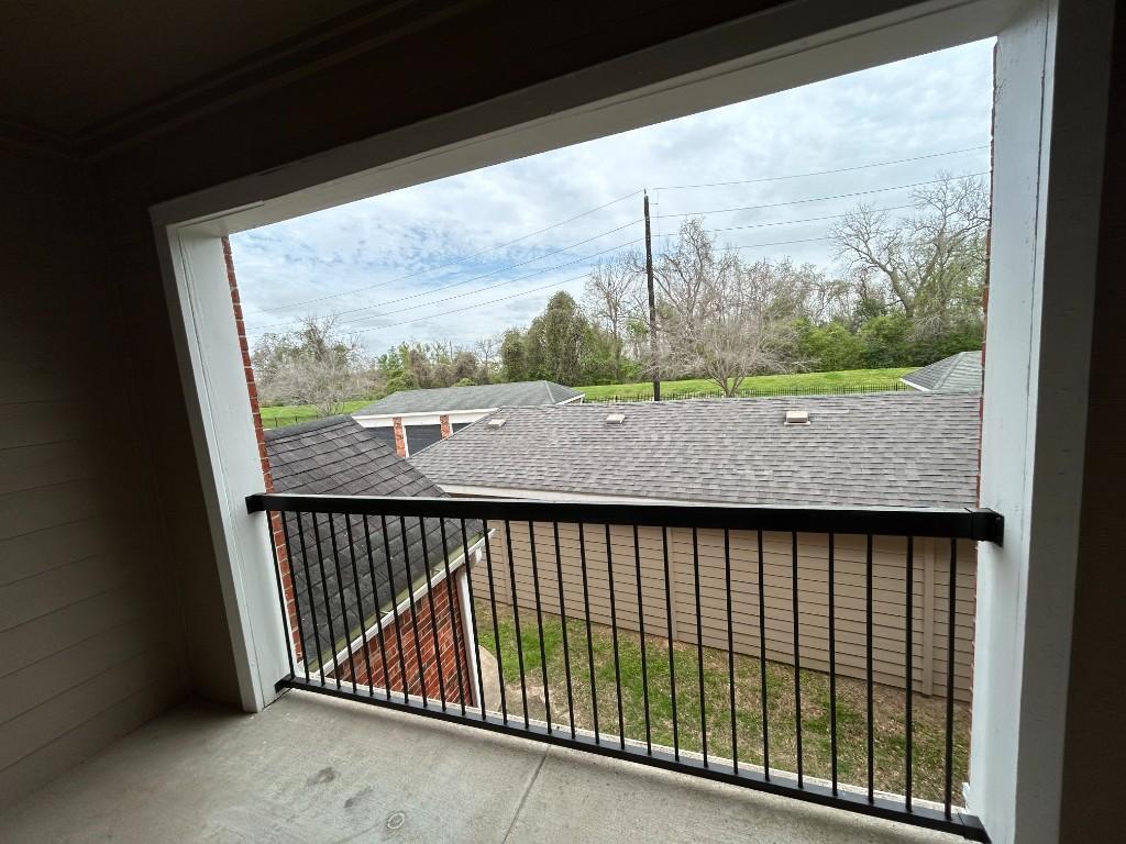 1 BEDROOM 1 BATHROOM APPARTMENT FOR RENT in Sugar Land - Image 5