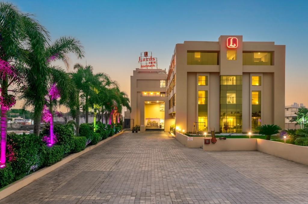 Best Restaurants In Somnath in Māyāpur - Image 1