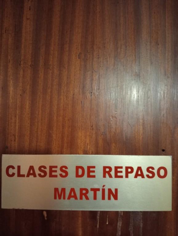 CLASES MARTÍN REFUERZO ACADÉMICO en Barcelona - Imagen 1