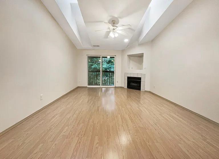 HOUSE FOR RENT/ FOR SALE (info in description) in Vancouver - Image 3