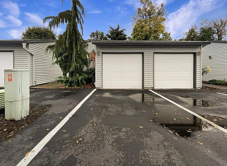 HOUSE FOR RENT/ FOR SALE (info in description) in Vancouver - Image 8