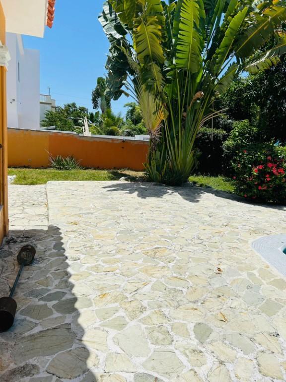 SE RENTA CASA UNIFAMILIAR CON PISINA en Puerto Plata - Imagen 8