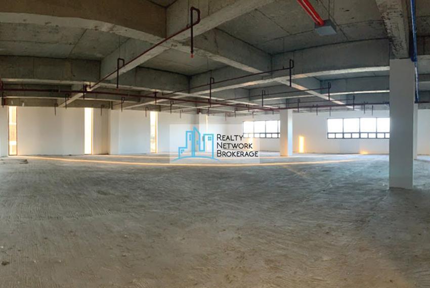 4142 SqM Bare Shell Office Space For Rent in Mandaue City in Cebu City - Image 1