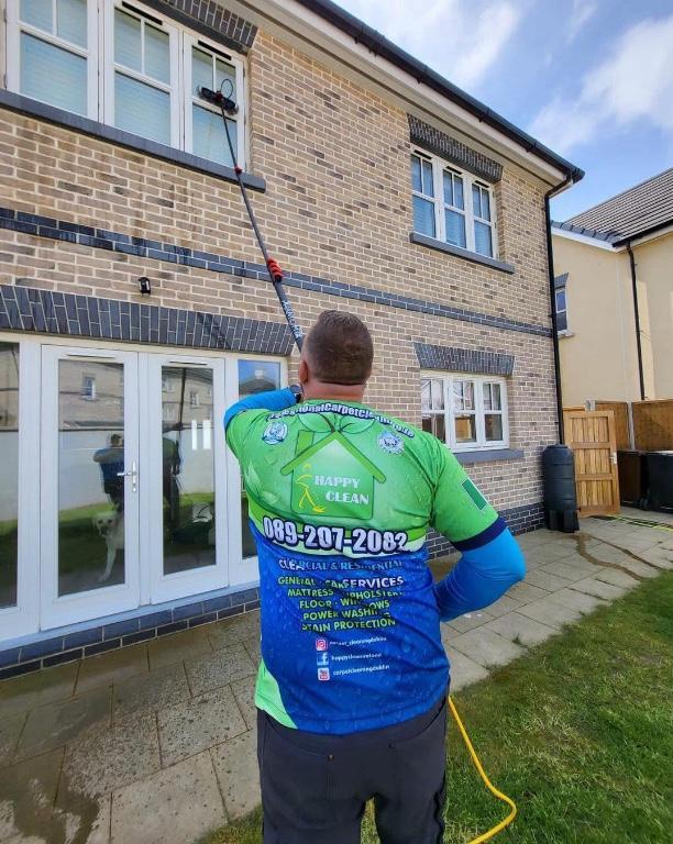 PROFESSIONAL WINDOW CLEANING in Dublin - Image 1