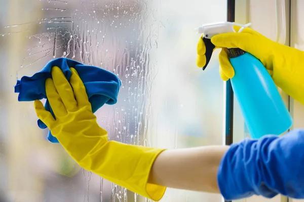 Transform Your Space with Sparkling Clean Services in Brampton - Image 2