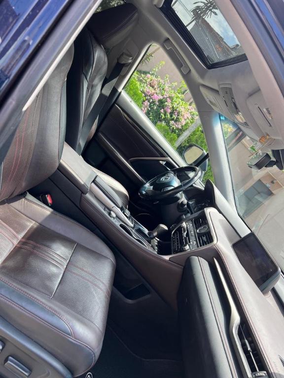 Lexus RX350, année 2018 à Abidjan - Photo 8