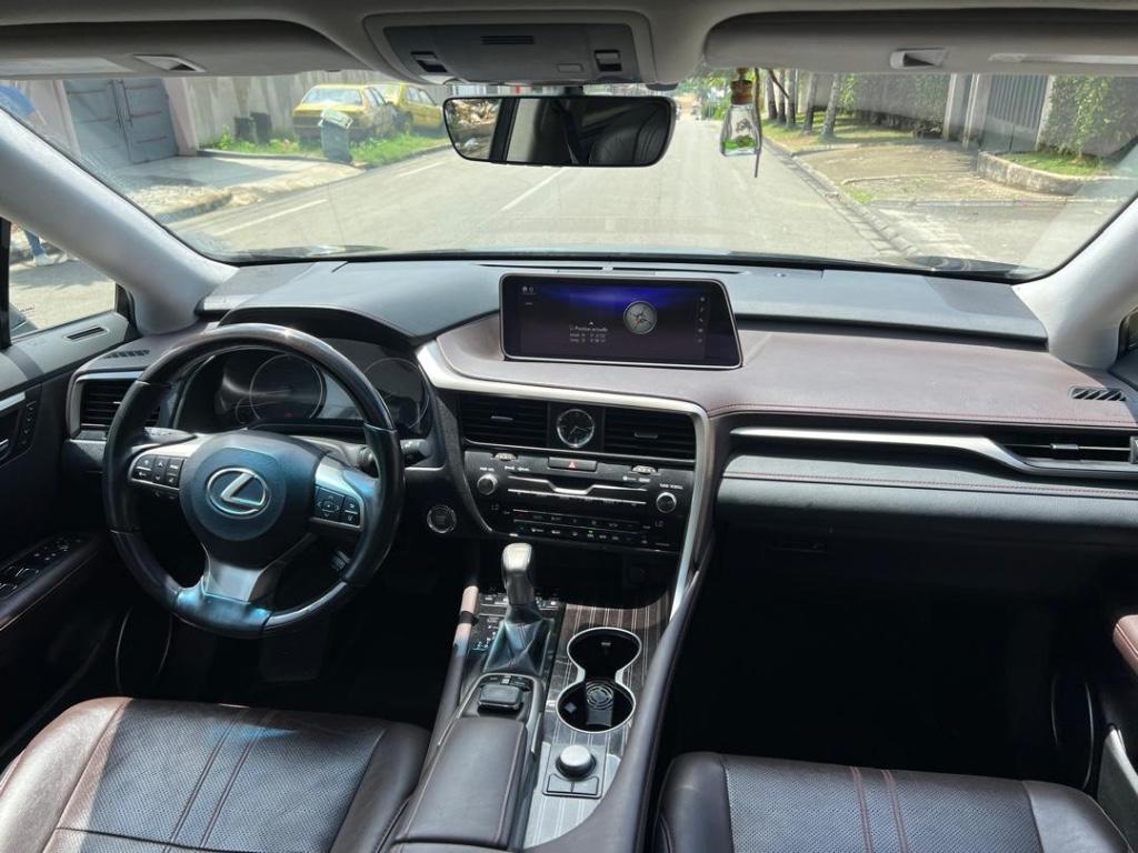 Lexus RX350, année 2018 à Abidjan - Photo 6