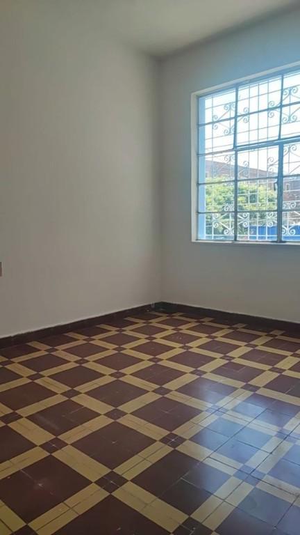 ARRIENDO CASA ALARCON en Floridablanca - Imagen 7