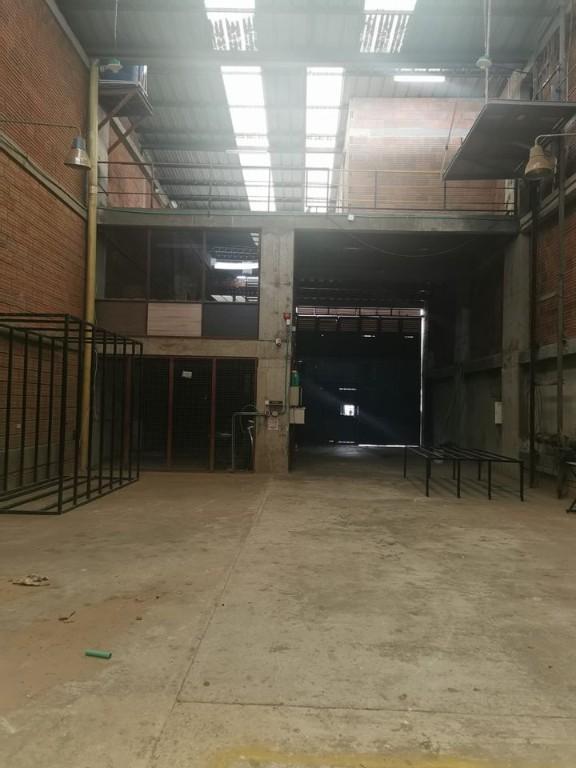 ARRIENDO BODEGA COMUNEROS en Floridablanca - Imagen 6
