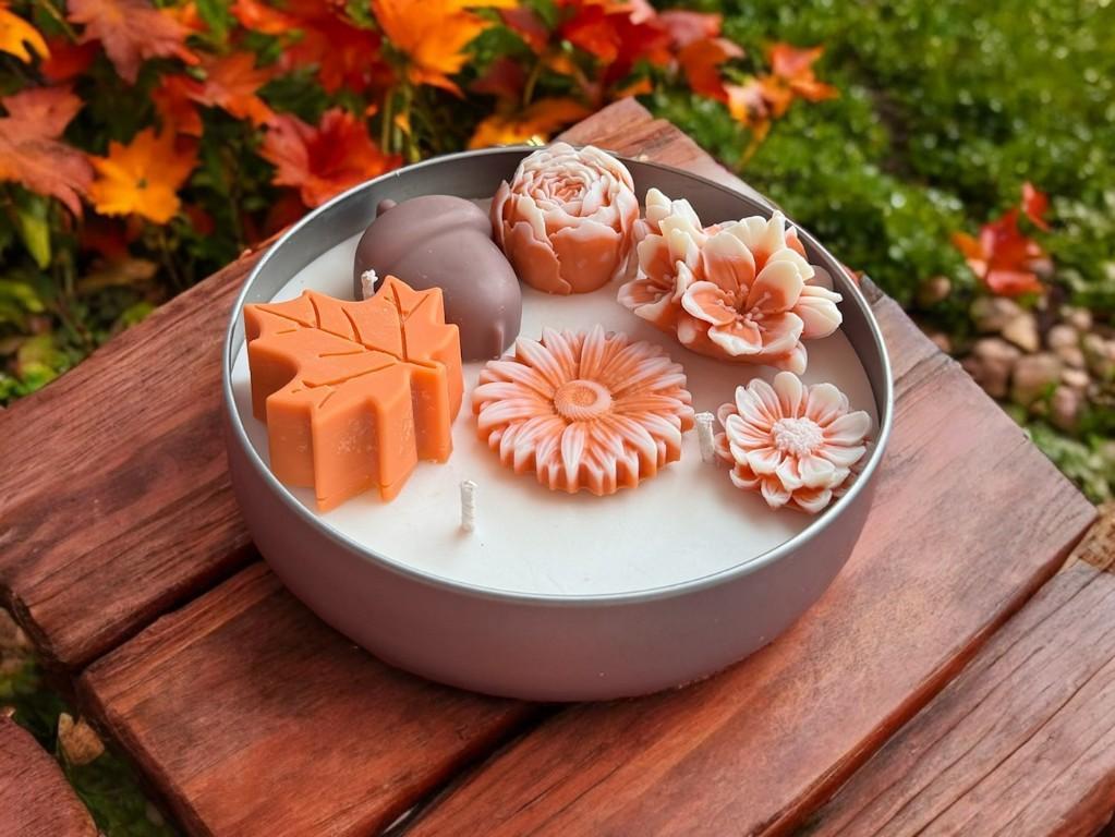 Handcrafted Large Candle with Custom Scent Perfect Candle Gift in Miami - Image 2