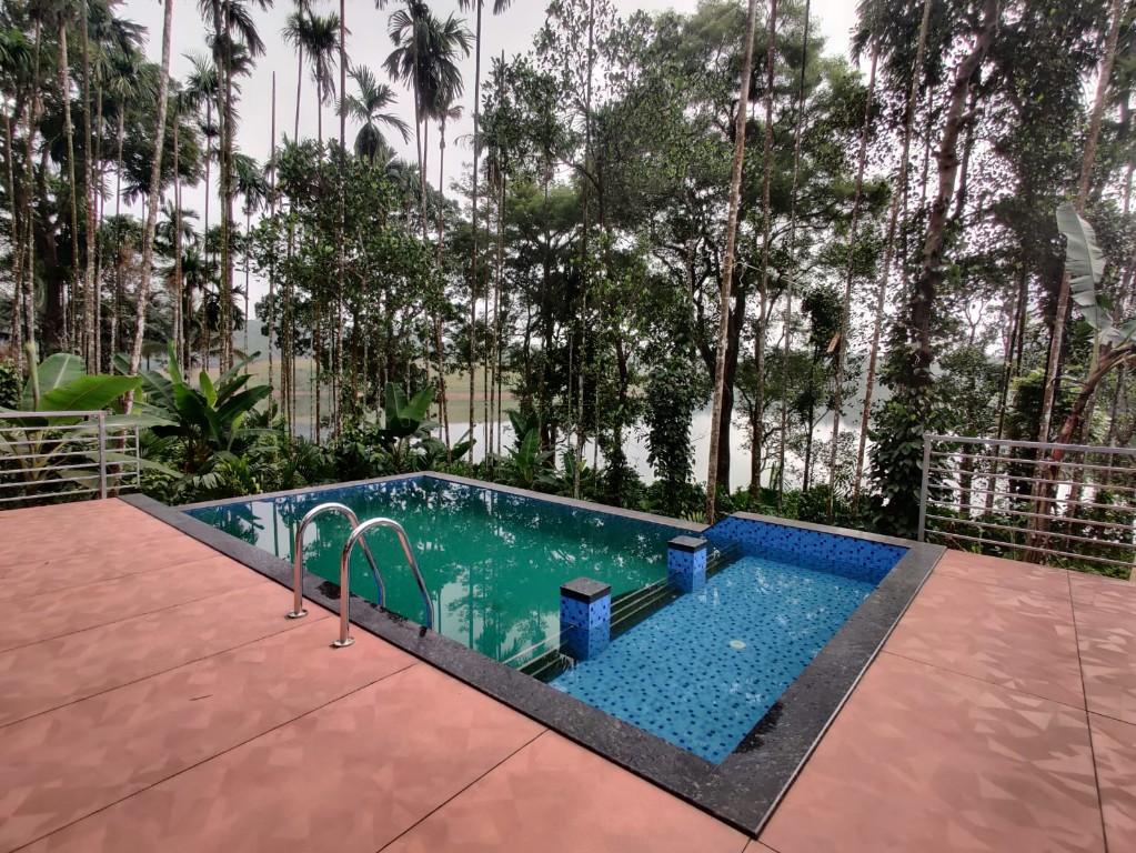 Swimming pool construction in Kalpetta - Image 4