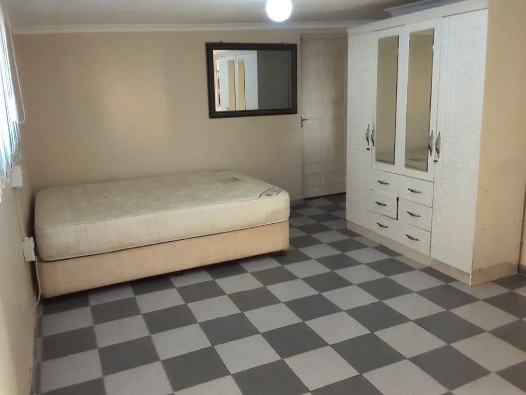 BACHELOR PAD FOR RENT in Pietermaritzburg - Image 1