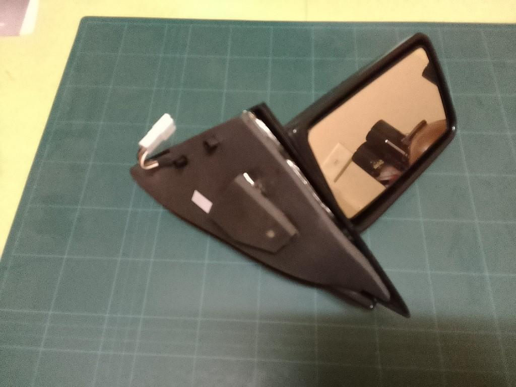 VN/VP L/H Rear Vision Mirror in Smithfield - Image 3