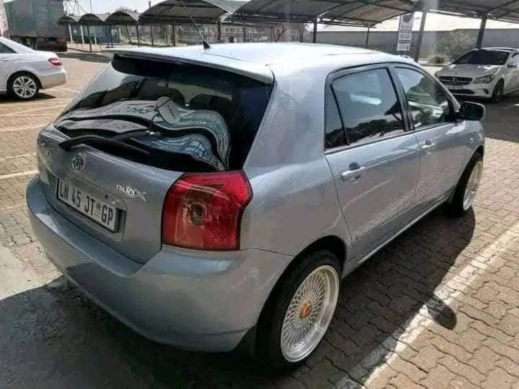 2007 TOYOTA RUNX in Mthatha - Image 4