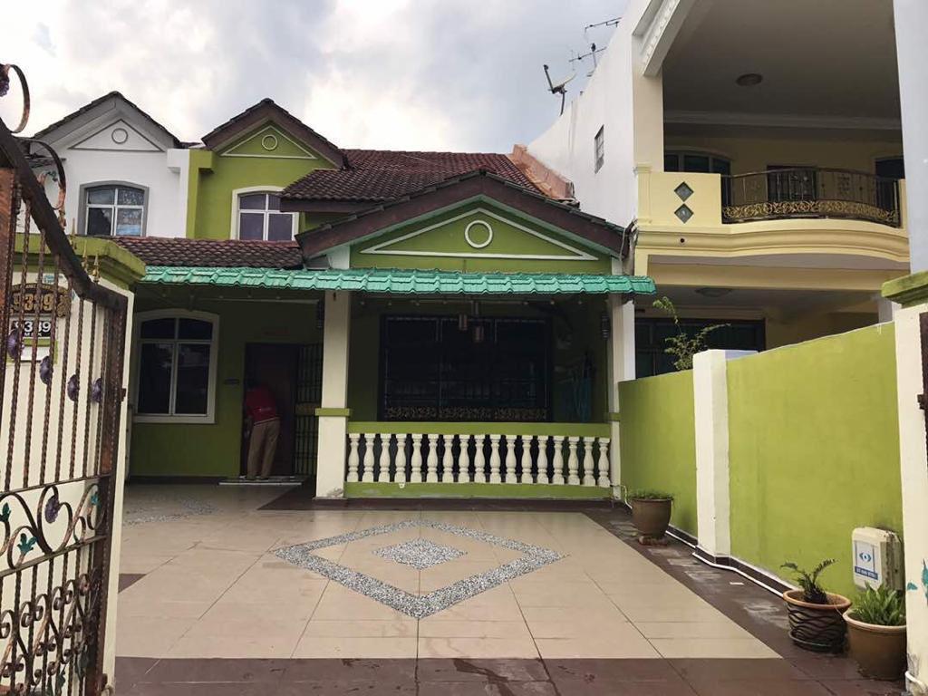 BANDAR PUTRA KULAI in Kampung Pasir Gudang Baru - Image 1