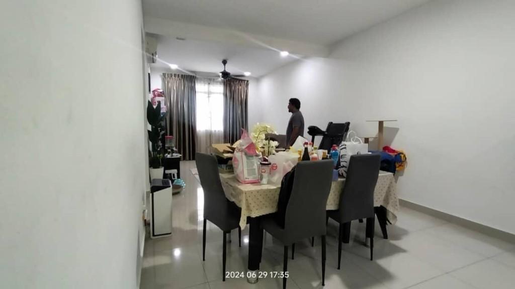Apartment pine RESIDENCE in Kampung Pasir Gudang Baru - Image 7