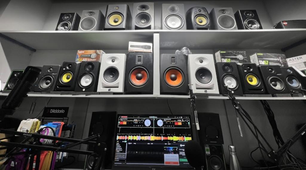 Bajaao Music Store – Find Your Perfect Instrument! in Mumbai - Image 3