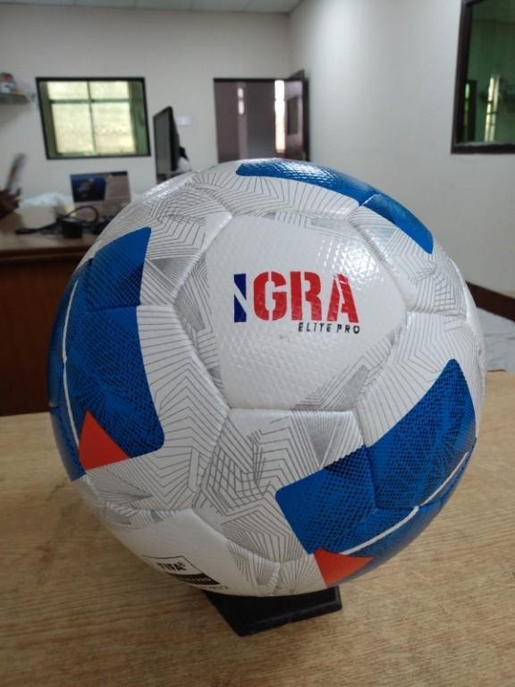 HAND STITCHED PROFESSIONAL MATCH BALL in Pakistan - Image 2