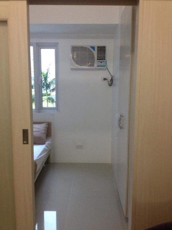 FOR RENT SMDC LIGHT NEAR BONI STATION in Pansol - Image 2