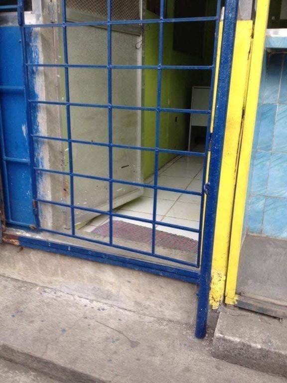 FOR RENT COMMERCIAL SPACE IN PASIG in Pinyahan - Image 4