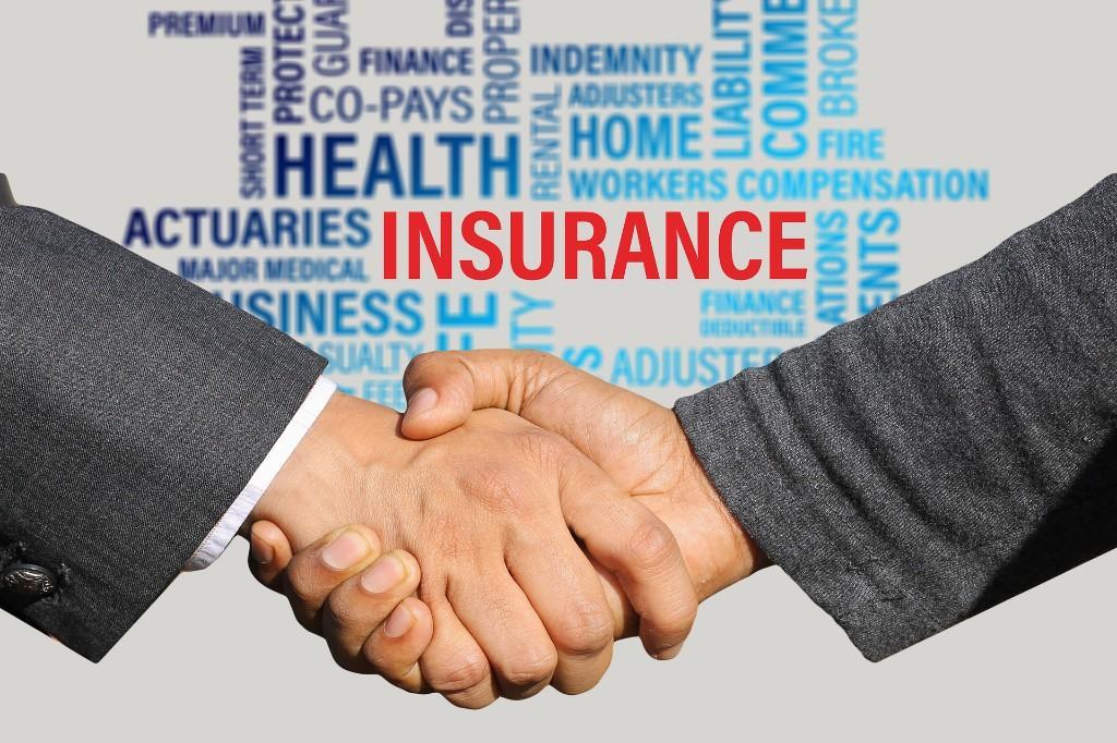Insurance agent for Vehicles/Fire Insurance/ Mediclaim in Kolkata - Image 1