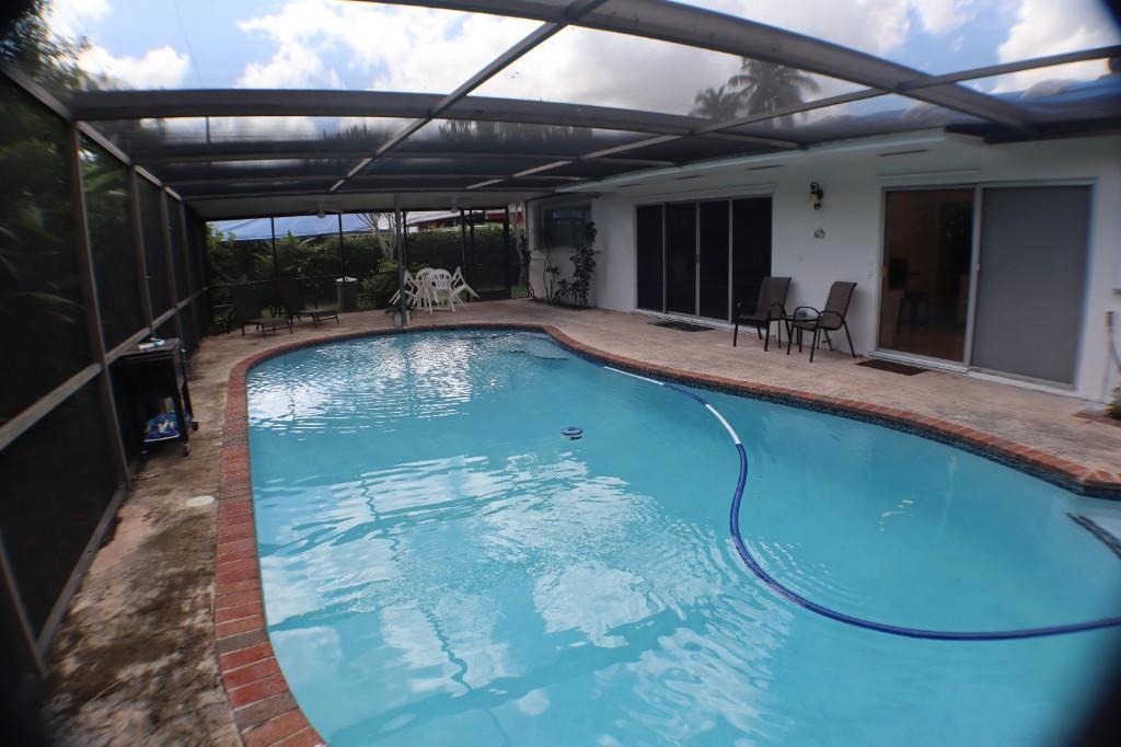 RENTA CASA DE 3/2 EN WESTCHESTER CON PISCINA en Westchester - Imagen 3
